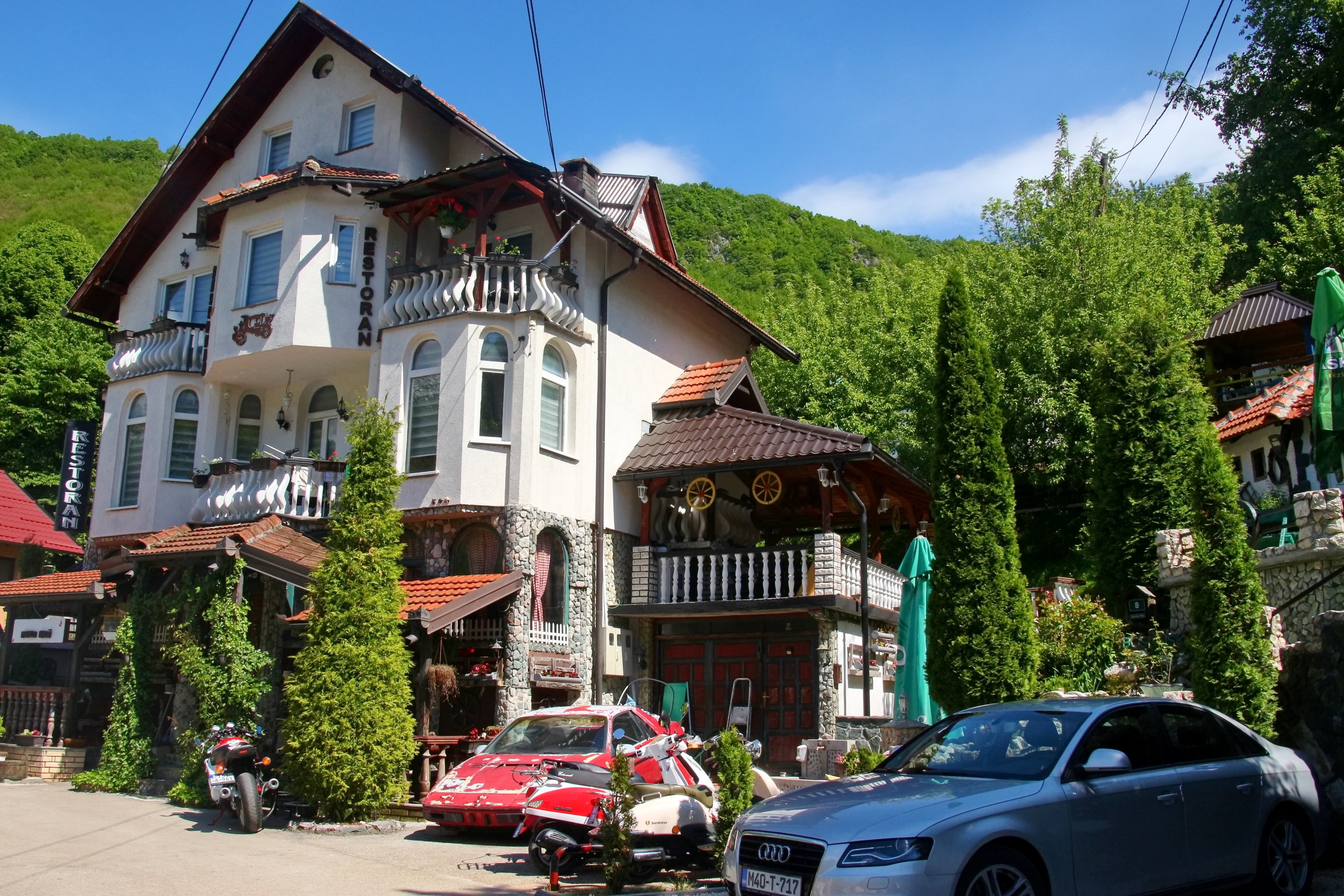 209480_957f83e0b550d06c18b6533e86ca1440.